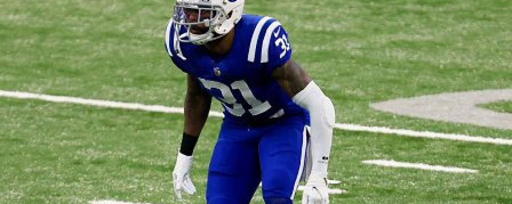 Report: 49ers showing interest in Tavon Wilson – NBC Sports