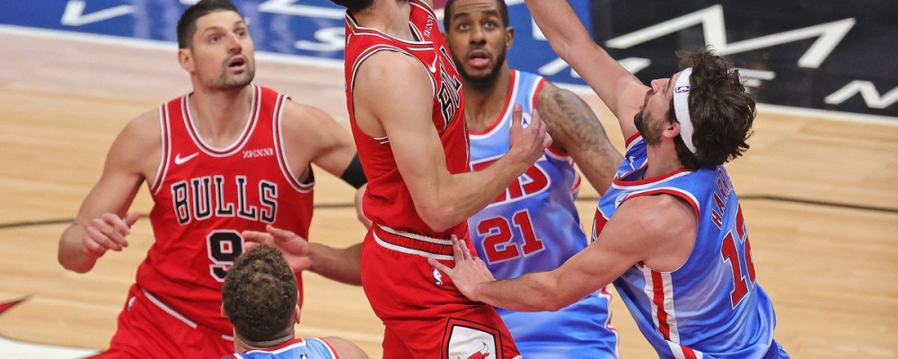Nets can’t overcome deficit late as Nets fall to Bulls, 115-107; Tyler Johnson hurt – NetsDaily