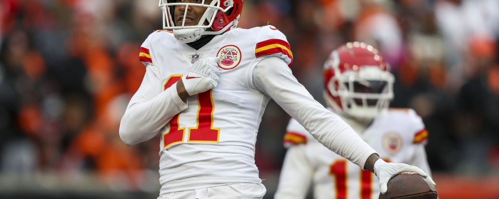 Raiders free agency 2022: Wide receiver Demarcus Robinson signed – Silver And Black Pride